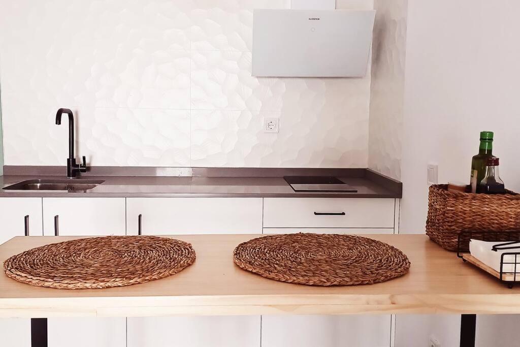 Serendipia: Tu Hogar En Este Blanco Pueblo Frigiliana Exteriör bild