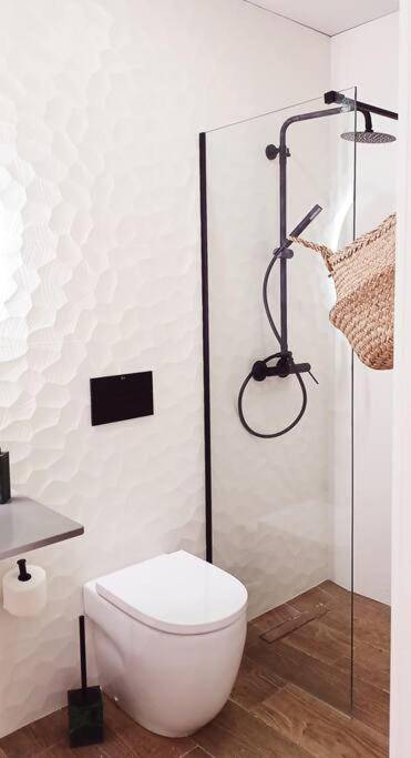 Serendipia: Tu Hogar En Este Blanco Pueblo Frigiliana Exteriör bild